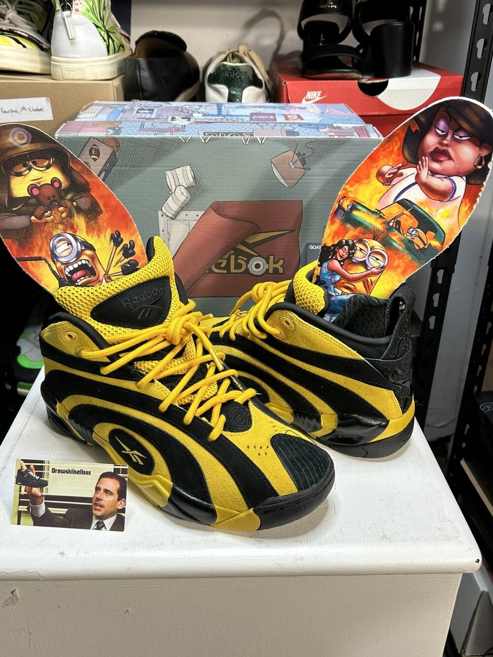 Men’s 9.5 Reebok Shaqnosis Shaq-Fu Minions Shoes
